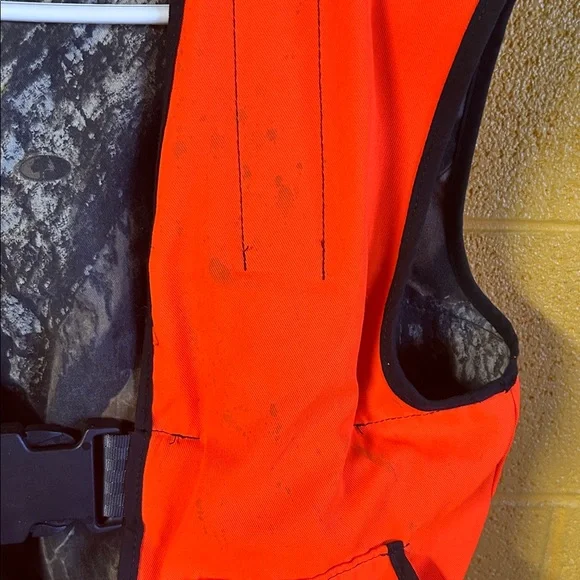 Hunter Safety System tree stand harness - Picture 8 of 11